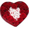 Коробочка "Солодке кохання" червоні троянди та цукерки raffaello